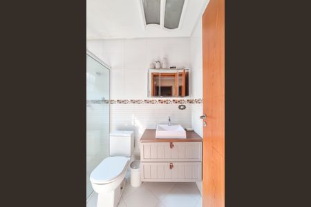 Casa à venda com 325m², 4 quartos e 3 vagasBanheiro da Suíte 2
