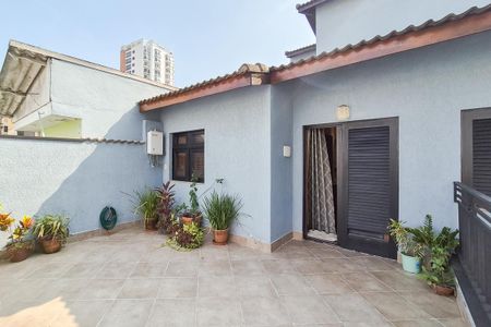 Casa à venda com 325m², 4 quartos e 3 vagasVaranda Suíte 1