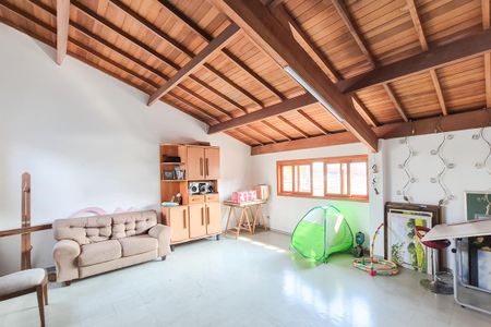 Casa à venda com 325m², 4 quartos e 3 vagasQuarto