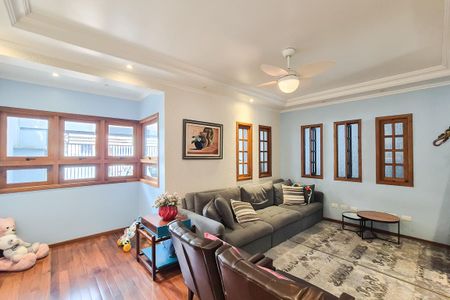 Casa à venda com 325m², 4 quartos e 3 vagasSala