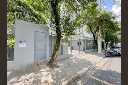 Apartamento para alugar com 65m², 3 quartos e 1 vagaFachada