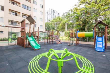 Apartamento para alugar com 65m², 3 quartos e 1 vagaÁrea comum - Playground