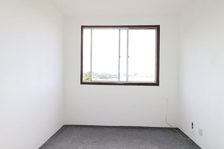 Janela da Sala de apartamento para alugar com 2 quartos, 66m² em Humaitá, Porto Alegre