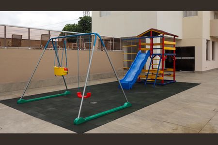 Apartamento à venda com 96m², 3 quartos e 2 vagasÁrea comum - Playground