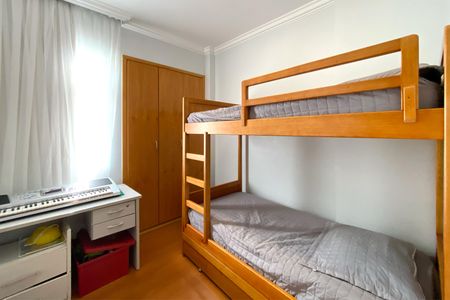 Apartamento à venda com 92m², 3 quartos e 2 vagas Apartamento à venda com 92m², 3 quartos e 2 vagasQuarto 3