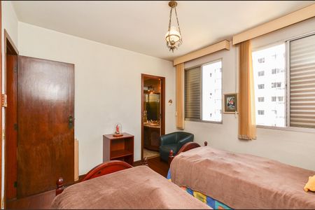 Apartamento à venda com 100m², 3 quartos e 1 vagaSuíte