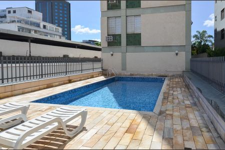 Apartamento à venda com 100m², 3 quartos e 1 vagaÁrea comum - Piscina