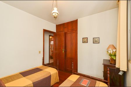 Apartamento à venda com 100m², 3 quartos e 1 vagaQuarto 2