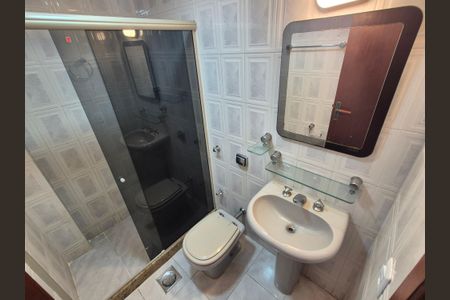 Apartamento para alugar com 87m², 3 quartos e 2 vagas Apartamento para alugar com 87m², 3 quartos e 2 vagasBanheiro social