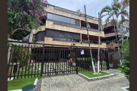 Apartamento para alugar com 87m², 3 quartos e 2 vagas Apartamento para alugar com 87m², 3 quartos e 2 vagasFachada