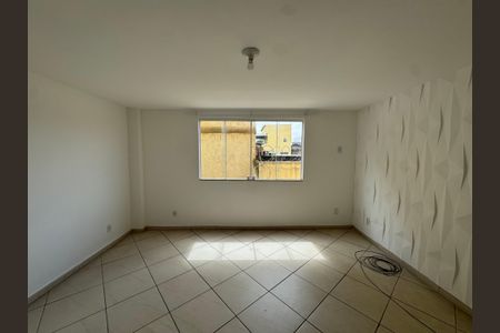 Sala de apartamento para alugar com 2 quartos, 80m² em Vila Emil, Mesquita