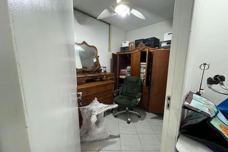 Casa de condomínio à venda com 127m², 2 quartos e 2 vagasEscritório