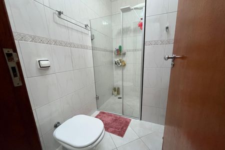 Casa de condomínio à venda com 127m², 2 quartos e 2 vagasBanheiro