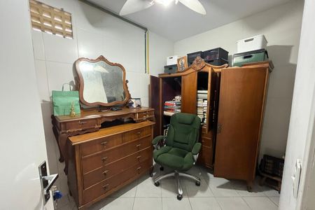 Casa de condomínio à venda com 127m², 2 quartos e 2 vagasEscritório