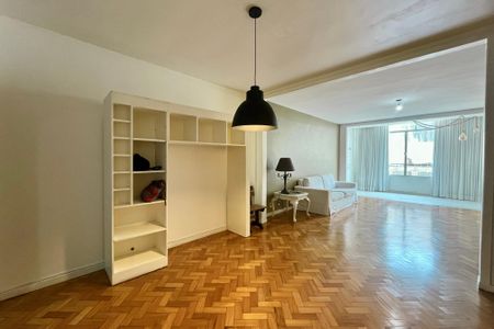 Apartamento para alugar com 142m², 3 quartos e 1 vaga Apartamento para alugar com 142m², 3 quartos e 1 vagaSala