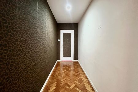 Sala  de apartamento para alugar com 3 quartos, 142m² em Copacabana, Rio de Janeiro