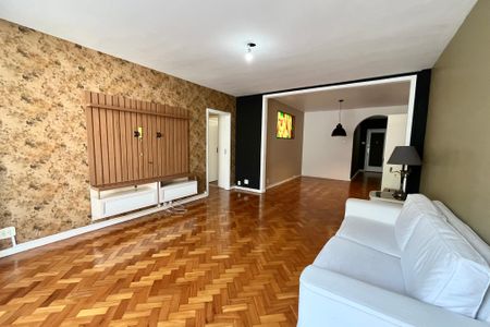 Apartamento para alugar com 142m², 3 quartos e 1 vaga Apartamento para alugar com 142m², 3 quartos e 1 vagaSala