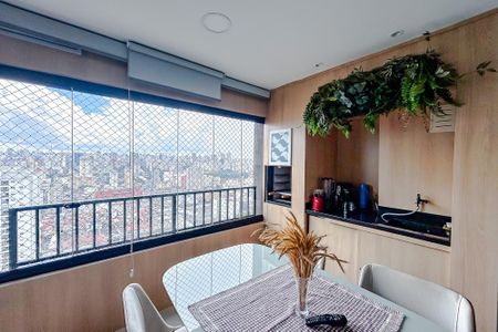 Apartamento para alugar com 50m², 2 quartos e sem vagaVaranda