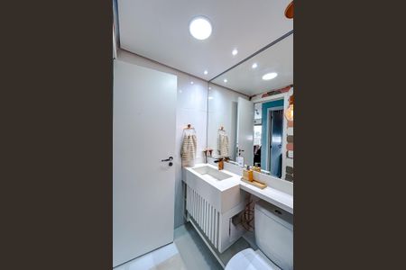 Apartamento para alugar com 50m², 2 quartos e sem vagaBanheiro