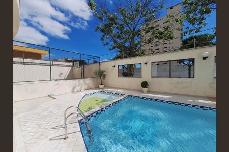 Apartamento para alugar com 268m², 4 quartos e 2 vagas