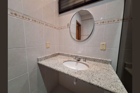 Apartamento para alugar com 268m², 4 quartos e 2 vagas