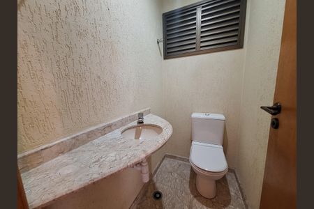 Apartamento para alugar com 268m², 4 quartos e 2 vagas