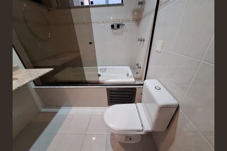 Apartamento para alugar com 268m², 4 quartos e 2 vagas
