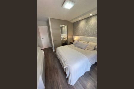 Quarto de apartamento à venda com 2 quartos, 90m² em Petrópolis, Porto Alegre