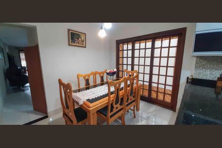 Casa para alugar com 145m², 3 quartos e 2 vagasSala de Jantar