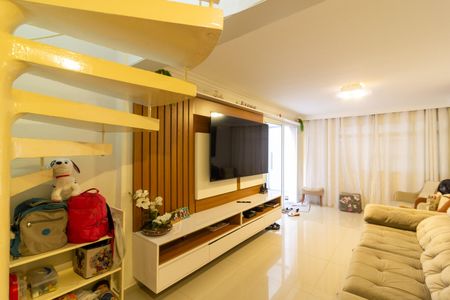 Sala de Estar de casa para alugar com 3 quartos, 200m² em Vila Constancia, São Paulo