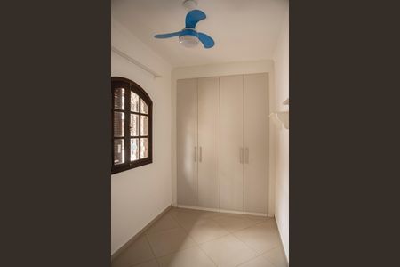 Casa para alugar com 230m², 4 quartos e 2 vagasQuarto 3