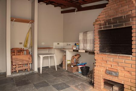 Casa para alugar com 230m², 4 quartos e 2 vagasÁrea de lazer - Churrasqueira