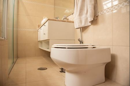 Casa para alugar com 230m², 4 quartos e 2 vagasBanheiro da Suíte