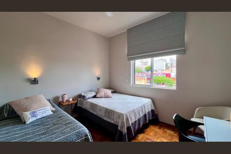 Apartamento à venda com 116m², 3 quartos e 1 vagaQuarto 2