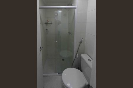 Apartamento à venda com 65m², 2 quartos e sem vaga Apartamento à venda com 65m², 2 quartos e sem vagaBanheiro Social