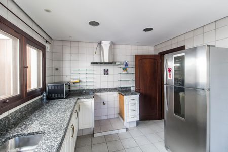 Casa de condomínio para alugar com 462m², 4 quartos e 3 vagas Casa de condomínio para alugar com 462m², 4 quartos e 3 vagasCozinha