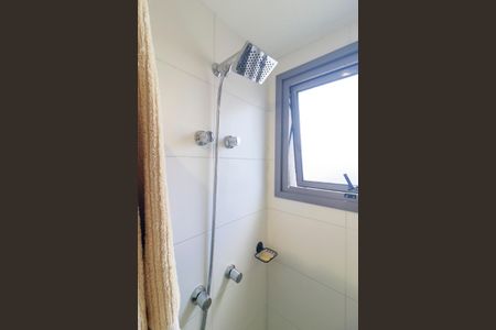 Apartamento para alugar com 66m², 2 quartos e 1 vagaSuíte - Banheiro