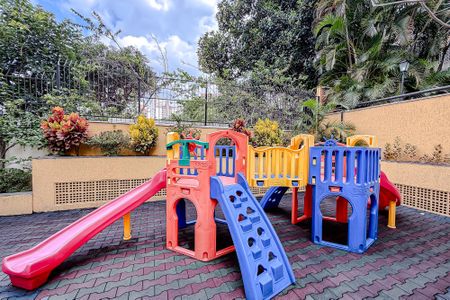 Apartamento à venda com 74m², 3 quartos e 1 vagaÁrea comum - Playground