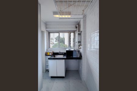 Apartamento à venda com 74m², 3 quartos e 1 vagaÁrea de Serviço