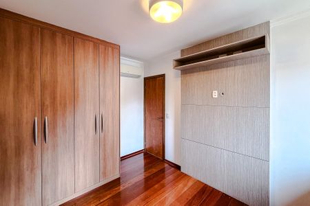 Apartamento à venda com 74m², 3 quartos e 1 vagaQuarto 3