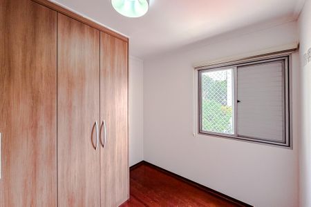 Apartamento à venda com 74m², 3 quartos e 1 vagaQuarto 2