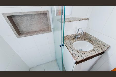 Banheiro de apartamento para alugar com 1 quarto, 43m² em Jardim Bebedouro, Guarulhos