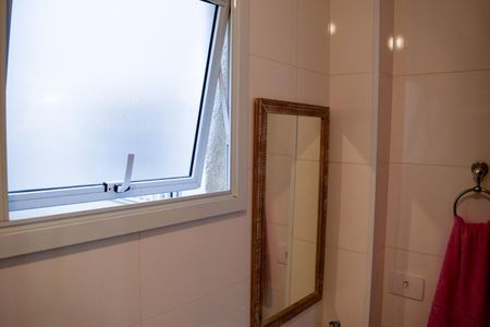 Casa à venda com 230m², 3 quartos e 3 vagas Casa à venda com 230m², 3 quartos e 3 vagasBanheiro