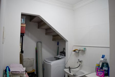 Casa à venda com 230m², 3 quartos e 3 vagas Casa à venda com 230m², 3 quartos e 3 vagasÁrea de serviço