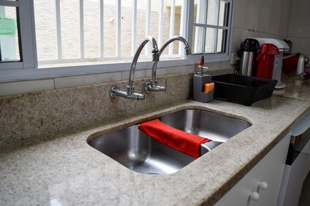 Casa à venda com 230m², 3 quartos e 3 vagas Casa à venda com 230m², 3 quartos e 3 vagasCozinha