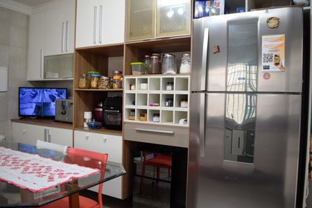 Casa à venda com 230m², 3 quartos e 3 vagas Casa à venda com 230m², 3 quartos e 3 vagasCozinha