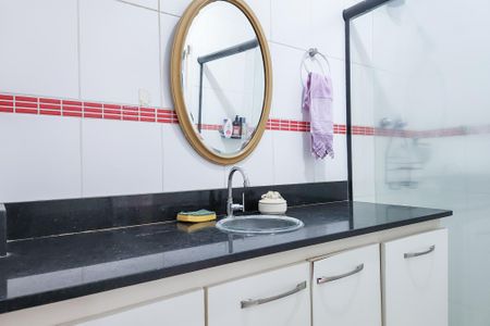 Apartamento para alugar com 85m², 2 quartos e sem vagaBanheiro 