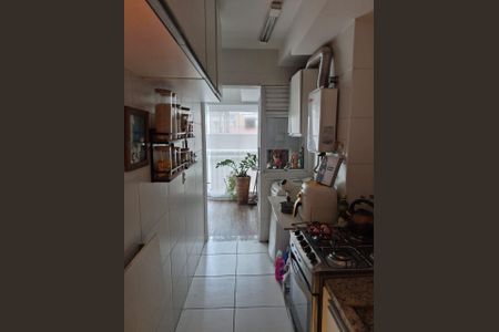 Apartamento à venda com 69m², 2 quartos e 1 vagaCozinha