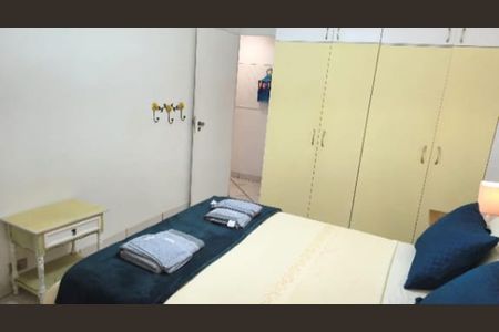 Apartamento para alugar com 120m², 3 quartos e 1 vaga Apartamento para alugar com 120m², 3 quartos e 1 vagaQuarto