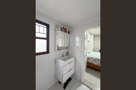 Apartamento para alugar com 90m², 3 quartos e 1 vaga Apartamento para alugar com 90m², 3 quartos e 1 vagaBanheiro da Suíte